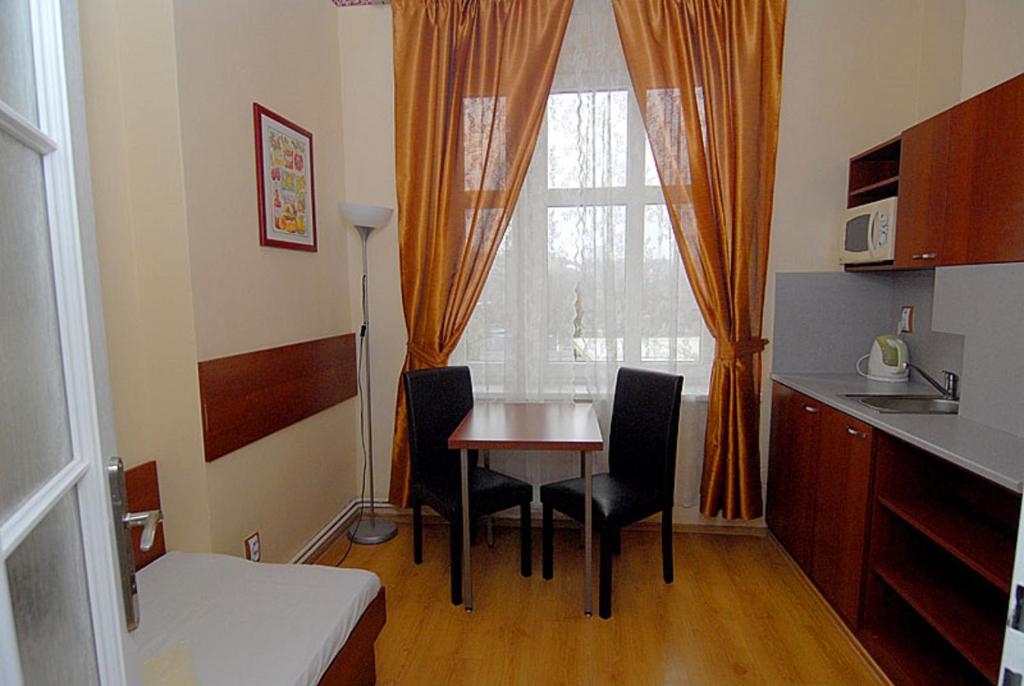 Апартаменты (Апартаменты с 1 спальней) гостевого дома Akat, Прага