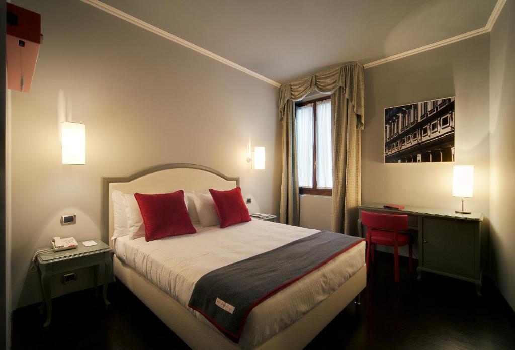 Двухместный (Улучшенный двухместный номер с 1 кроватью) отеля Hotel Rosso23, Флоренция
