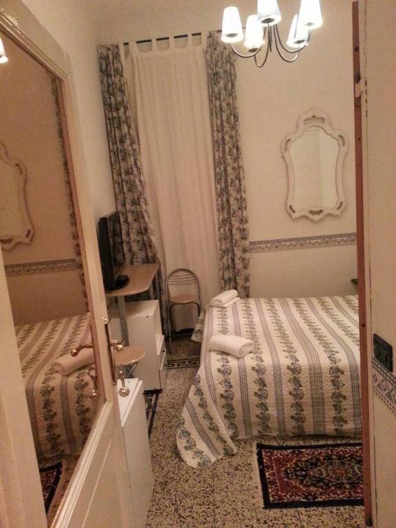 Двухместный (Стандартный двухместный номер с 1 кроватью) гостевого дома Casa Maya, Флоренция