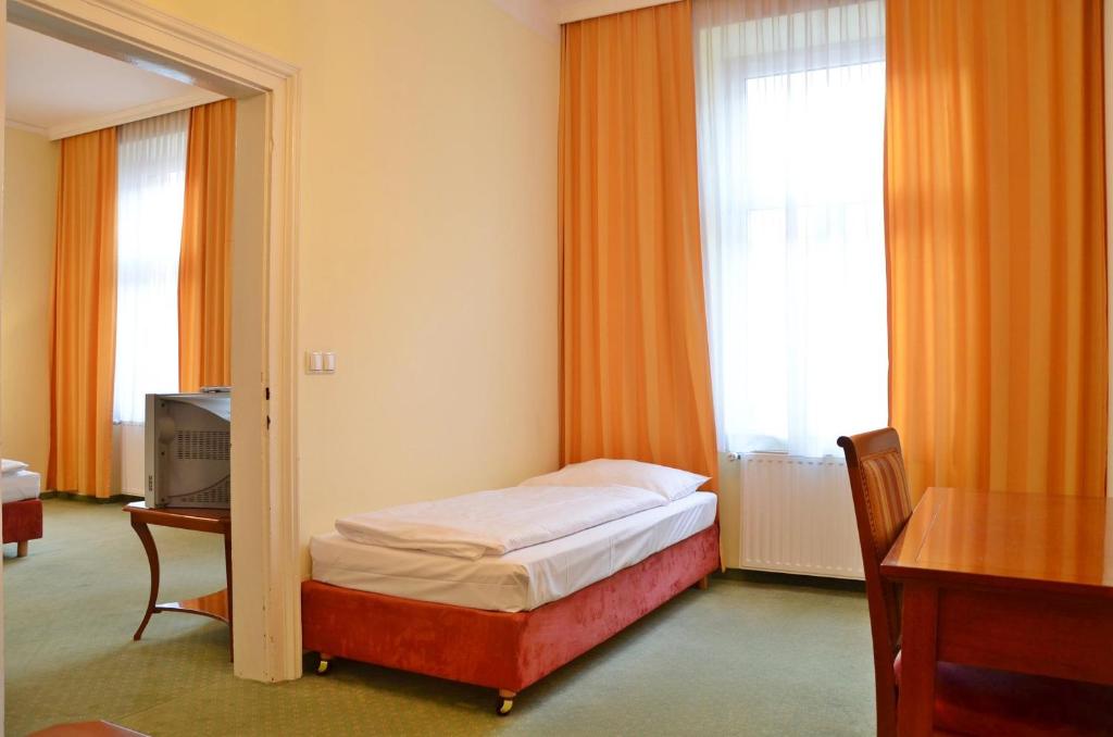 Семейный (Семейный номер (для 2 взрослых и 2 детей)), Hotel Altwienerhof