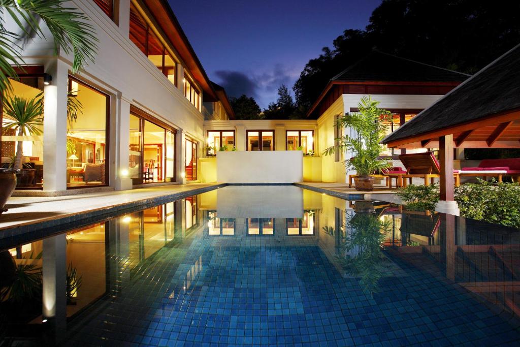 Вилла (Вилла с 3 спальнями и бассейном) курортного отеля The Pavilions, Phuket, Пхукет