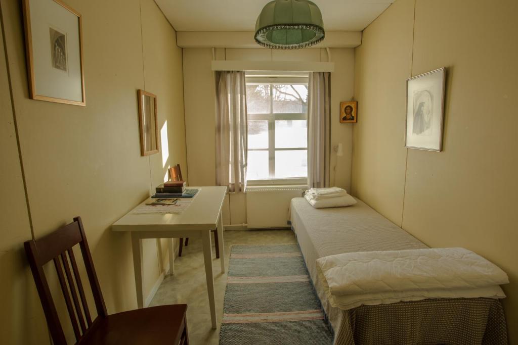 Одноместный (Одноместный номер эконом-класса с общей ванной комнатой) отеля Valamon Luostari, Хейнявеси