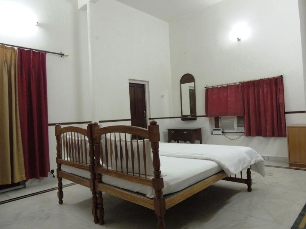 Одноместный (Одноместный номер Делюкс) гостевого дома Kunjpur Guest House, Аллахабад