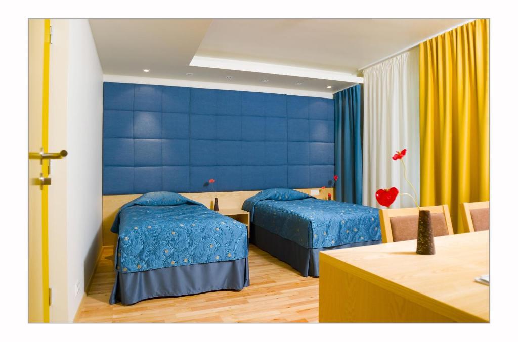 Двухместный (Улучшенный двухместный номер «Талассо» с 2 отдельными кроватями и доступом в спа-центр) отеля Fra Mare Thalasso Spa, Хаапсалу
