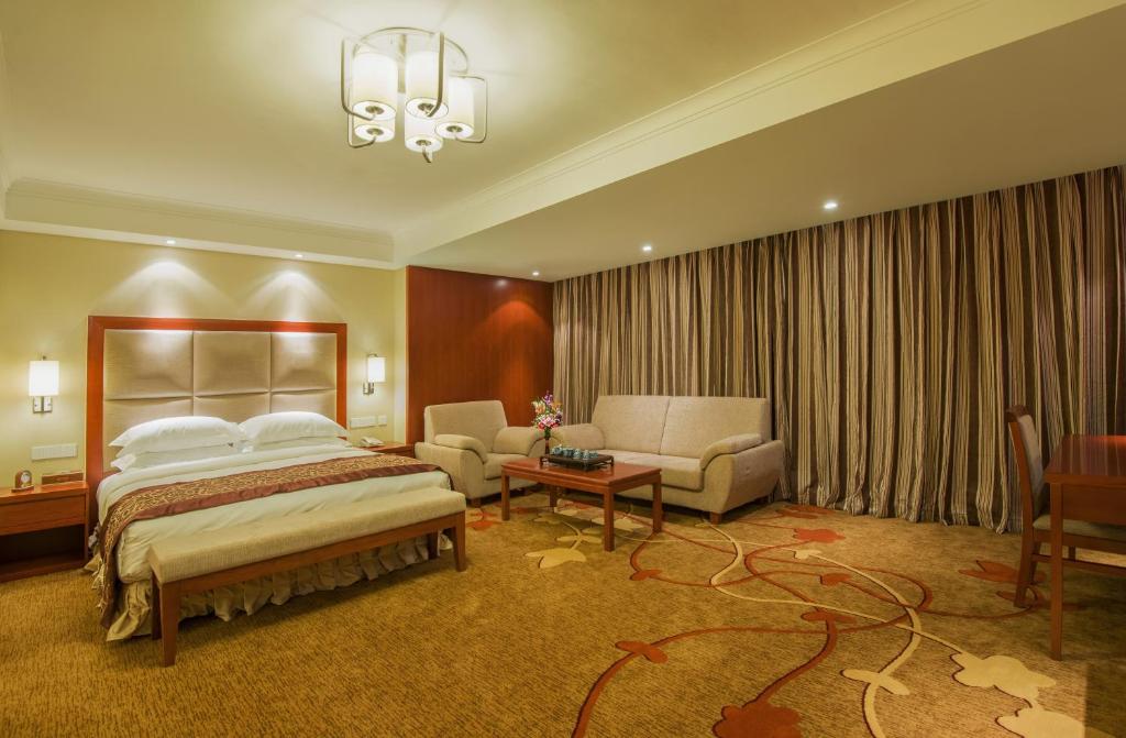 Двухместный (Номер Делюкс бизнес-класса с кроватью размера «king-size») отеля Avic Hotel Beijing, Пекин