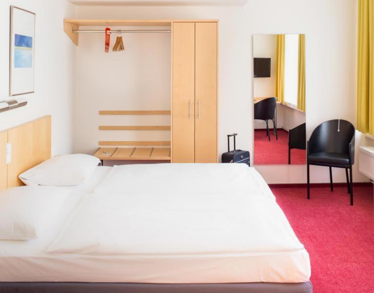 Двухместный (Двухместный номер с 2 отдельными кроватями) отеля CVJM Düsseldorf Hotel & Tagung, Дюссельдорф