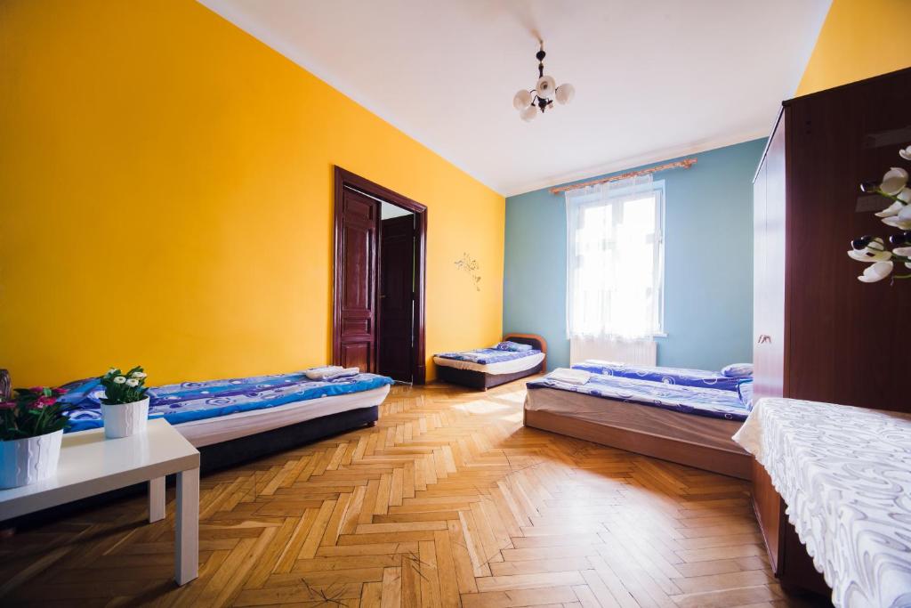 Студио (Номер-студио), Hostel Tara