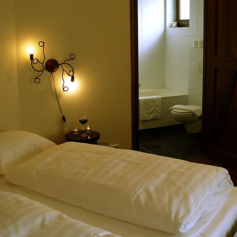 Двухместный (Стандартный двухместный номер с 2 отдельными кроватями) отеля Hotel Huys van Heusden, Эйндховен