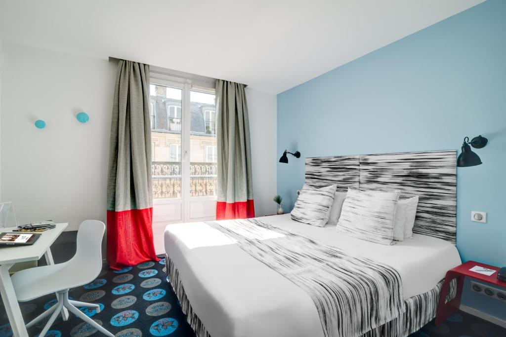 Двухместный (Улучшенный двухместный номер с 1 кроватью) отеля Hotel Astoria - Astotel, Париж