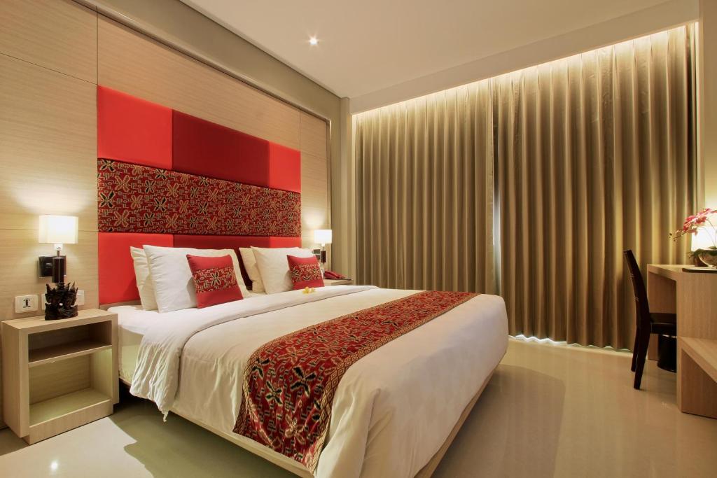 Двухместный (Улучшенный двухместный номер с 1 кроватью или 2 отдельными кроватями) отеля Ohana Hotel Kuta, Кута