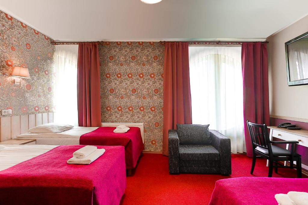 Трехместный (Трехместный номер с доступом в спа-центр) отеля Lavendel Spa Hotel, Таллин