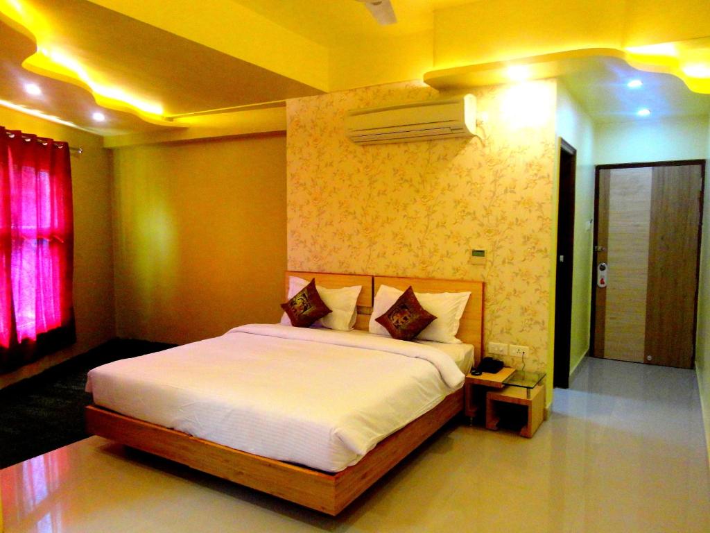 Двухместный (Представительский двухместный номер с 1 кроватью) отеля Hotel Banaras Haveli, Варанаси