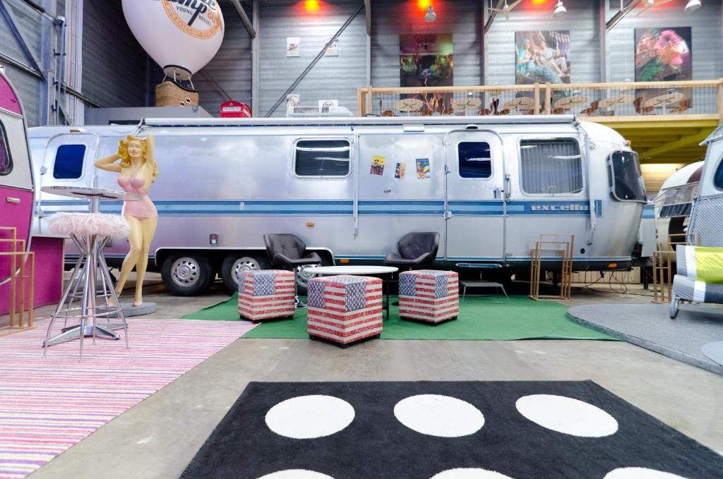 Номер (Передвижной дом Airstream), BaseCamp Bonn