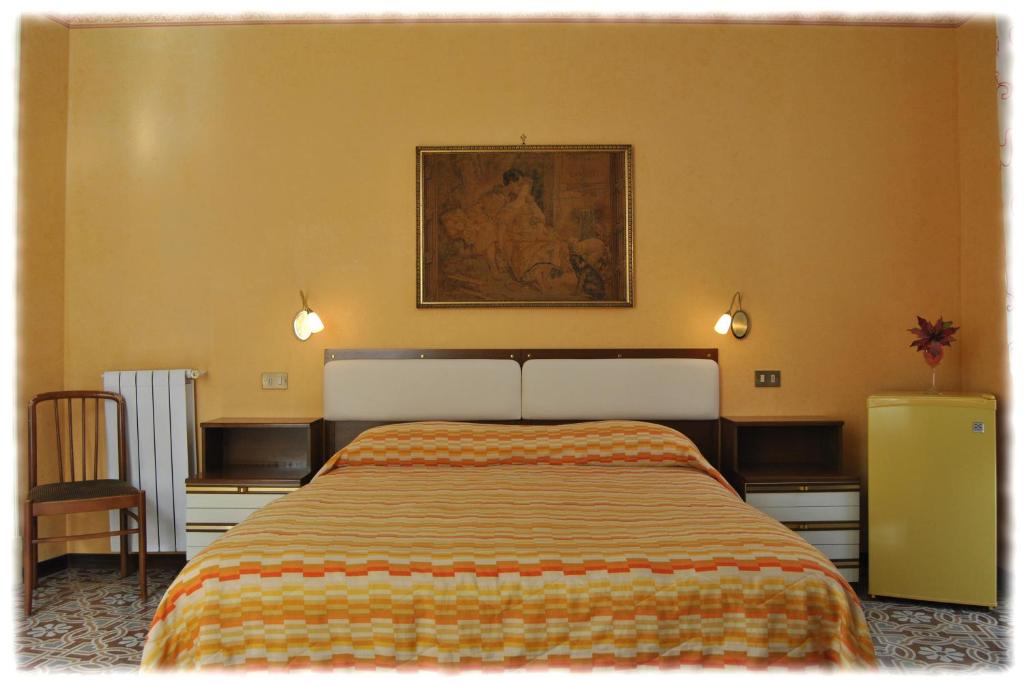 Четырехместный (Четырехместный номер с общей ванной комнатой) отеля Bed and Breakfast D'Angelo, Палермо