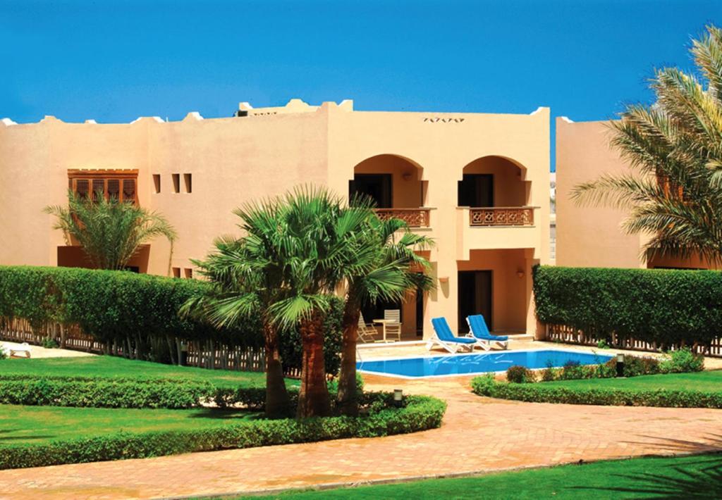 Вилла (Вилла с 3 спальнями и отдельным бассейном), Continental Hotel Hurghada