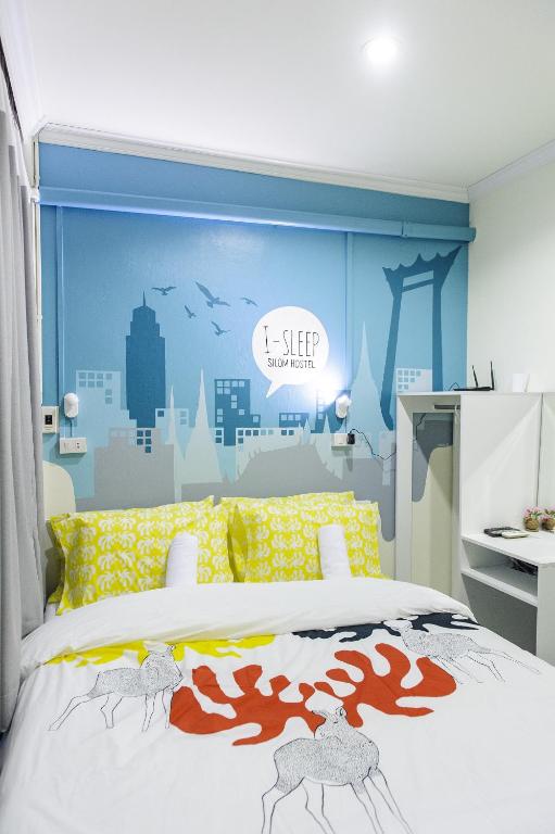 Сьюит (Люкс с 3 спальнями) хостела I-Sleep Silom Hostel, Бангкок