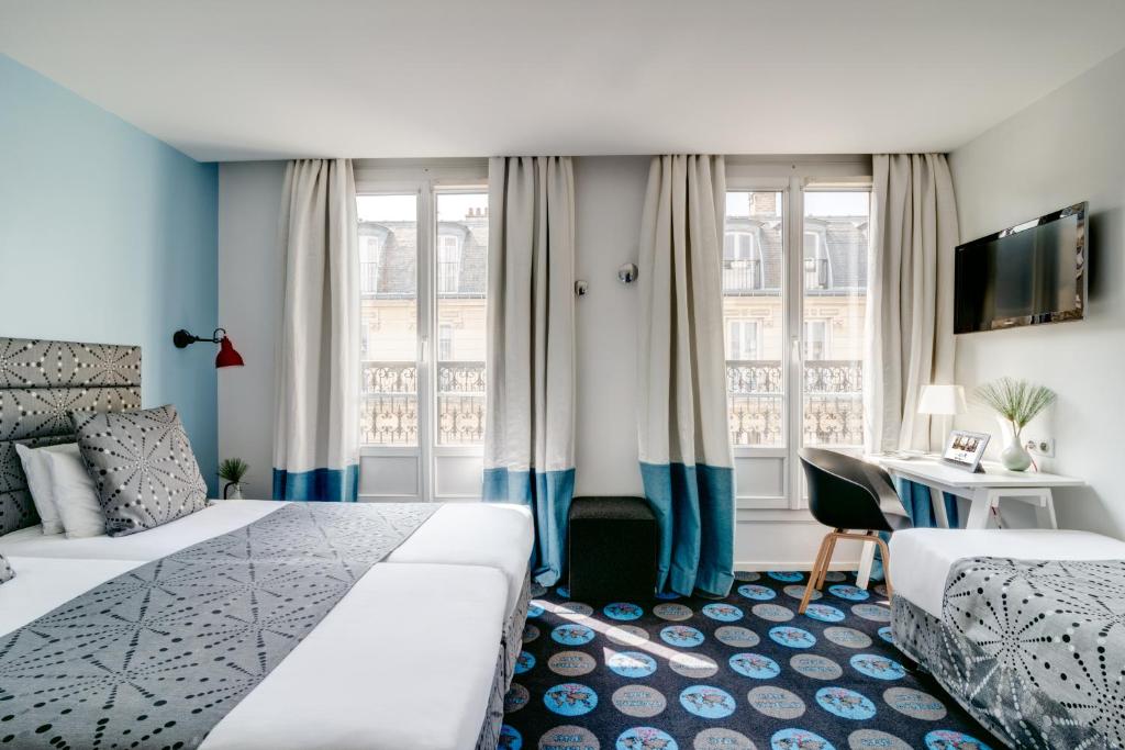 Трехместный (Стандартный трехместный номер) отеля Hotel Astoria - Astotel, Париж