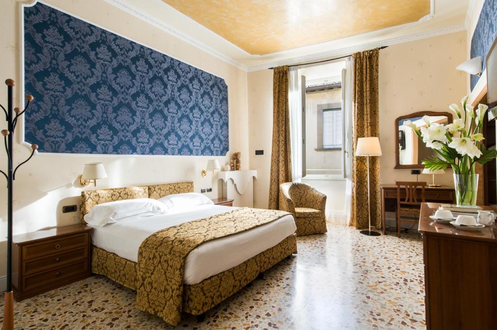 Трехместный (Трехместный номер «Комфорт») отеля Hotel Silla, Флоренция