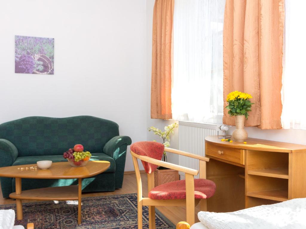 Трехместный (Трехместный номер с собственной ванной комнатой), Villa Tatry Stola