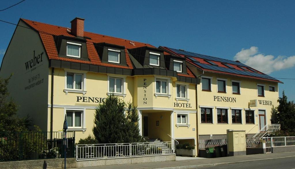 Pension Weber with private parking