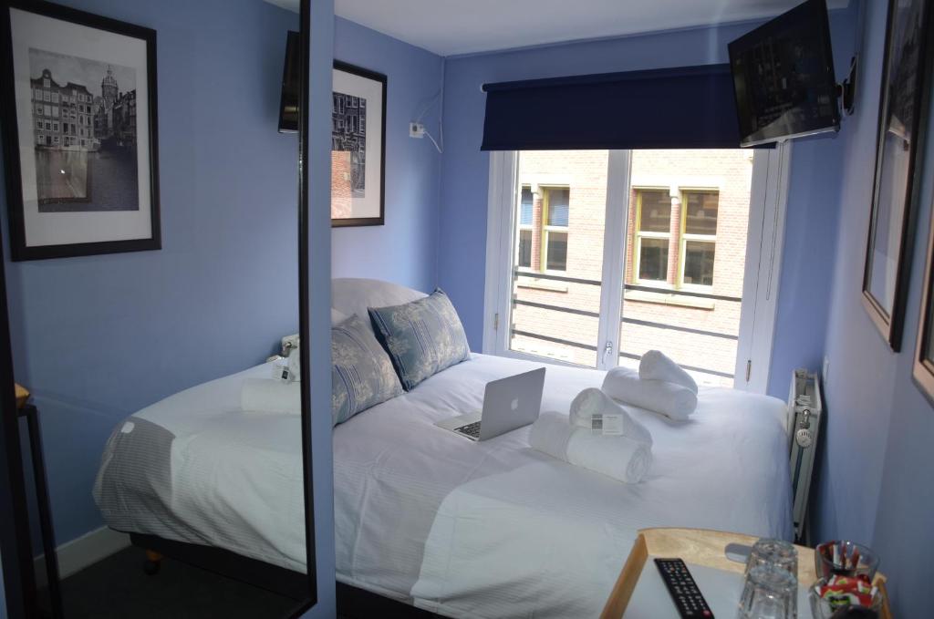 Двухместный (Небольшой двухместный номер с 1 кроватью) отеля Frisco Inn, Амстердам