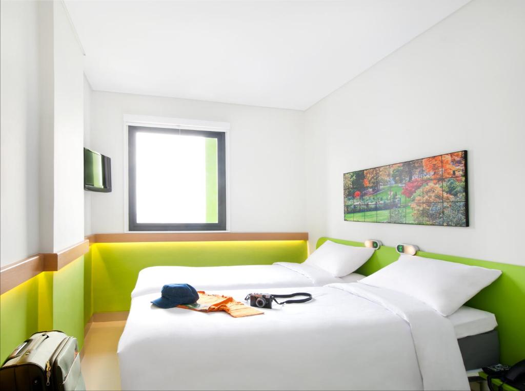 Двухместный (Standard 2 Single Bed), Ibis Budget Jakarta Daan Mogot