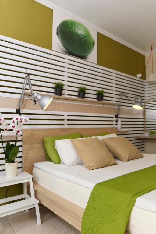 Двухместный (Классический двухместный номер с 1 кроватью и балконом) отеля Svea Hotel - Adults Only, Родос