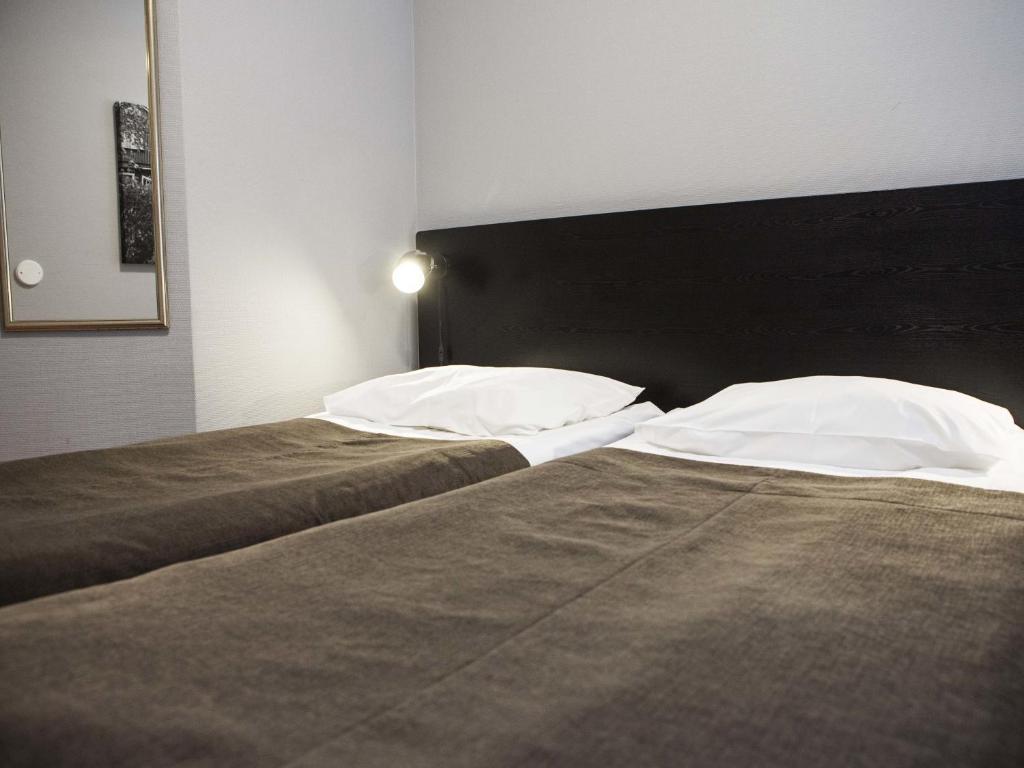 Двухместный (Двухместный номер с 1 кроватью или 2 отдельными кроватями) отеля Finlandia Park Hotel Helsinki, Хельсинки