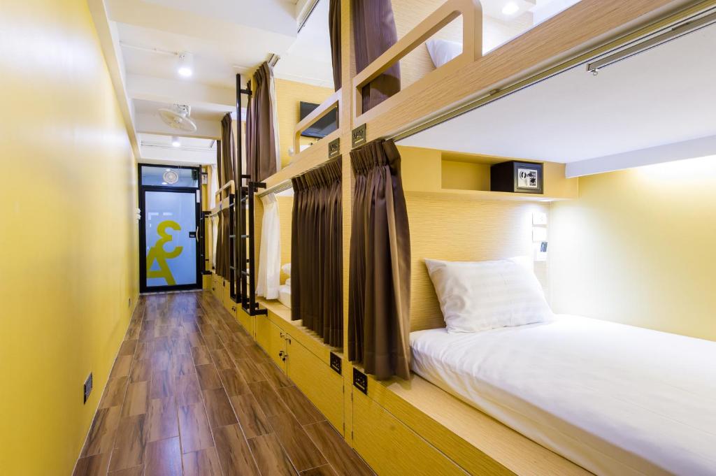 Номер (Кровать в общем 8-местном номере для мужчин и женщин), Matchbox Bangkok Hostel