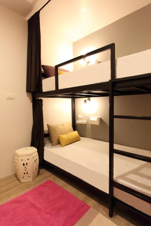 Номер (Кровать в общем номере для женщин с 4 кроватями) хостела Lupta Hostel Patong Hideaway, Пхукет