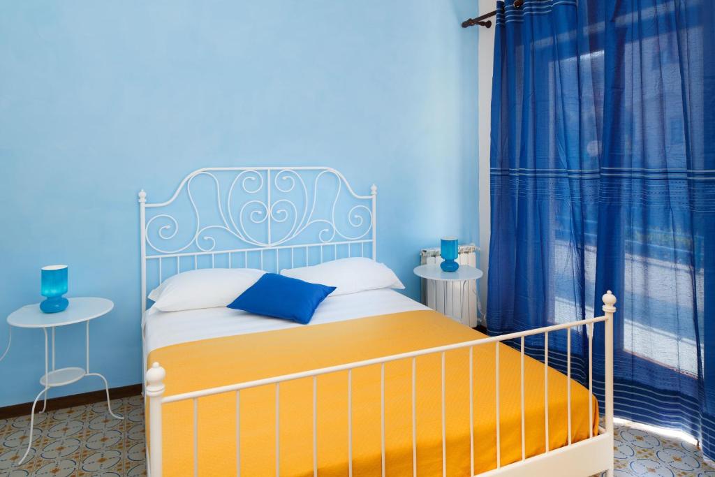 Двухместный (Номер с кроватью размера «king-size» и балконом) отеля B&B Sorrento Sunshine, Сорренто