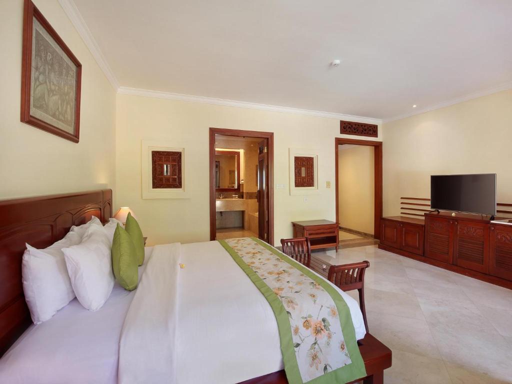Двухместный (Двухместный номер Делюкс с 1 кроватью или 2 отдельными кроватями, доступ к бассейну) курортного отеля The Grand Bali Nusa Dua, Нуса Дуа