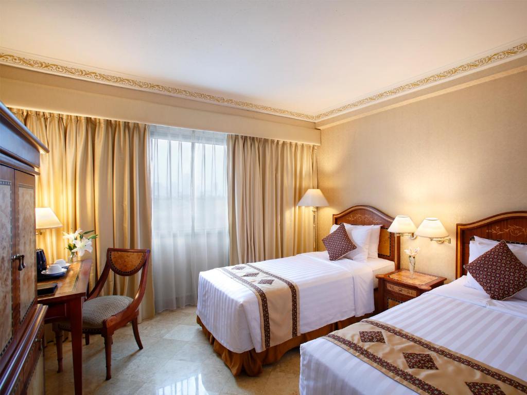 Двухместный (Специальное предложение на выходные - Номер Делюкс) отеля Ambhara Hotel, Джакарта