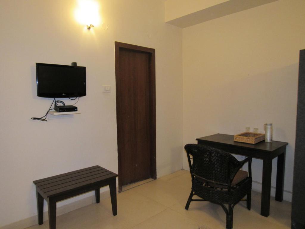 Двухместный (Стандартный двухместный номер с 1 кроватью) отеля Luxtay Suites, Бангалор