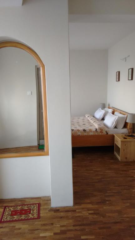 Двухместный (Двухместный номер Делюкс с 1 кроватью или 2 отдельными кроватями, вид на горы) курортного отеля Yuru Retreat Delo, Калимпонг