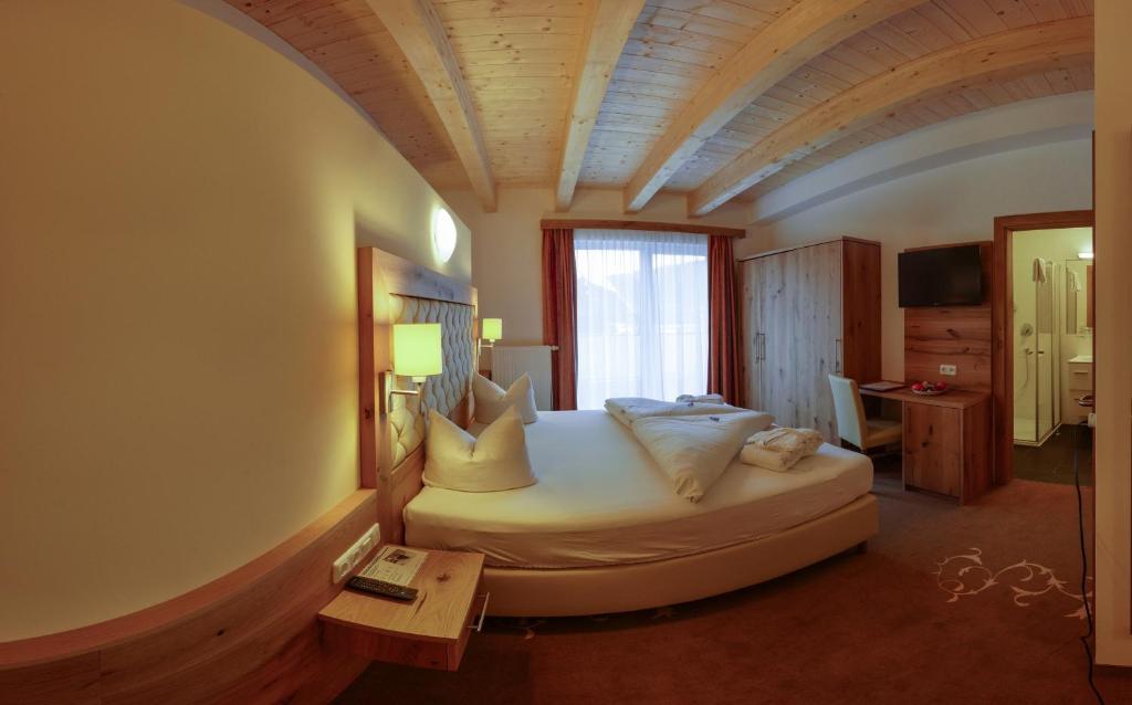Двухместный (Двухместный номер с 1 кроватью) отеля Hotel Habicht, Нойштифт