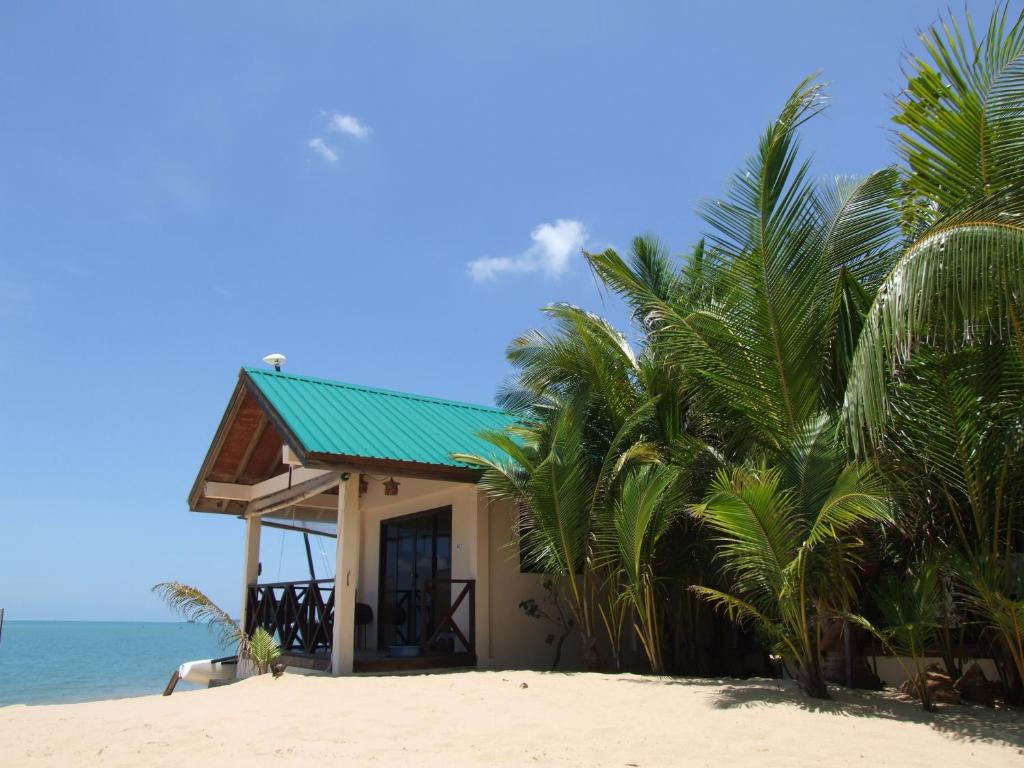 Номер (Бунгало - С видом на пляж), Moonhut Bungalows