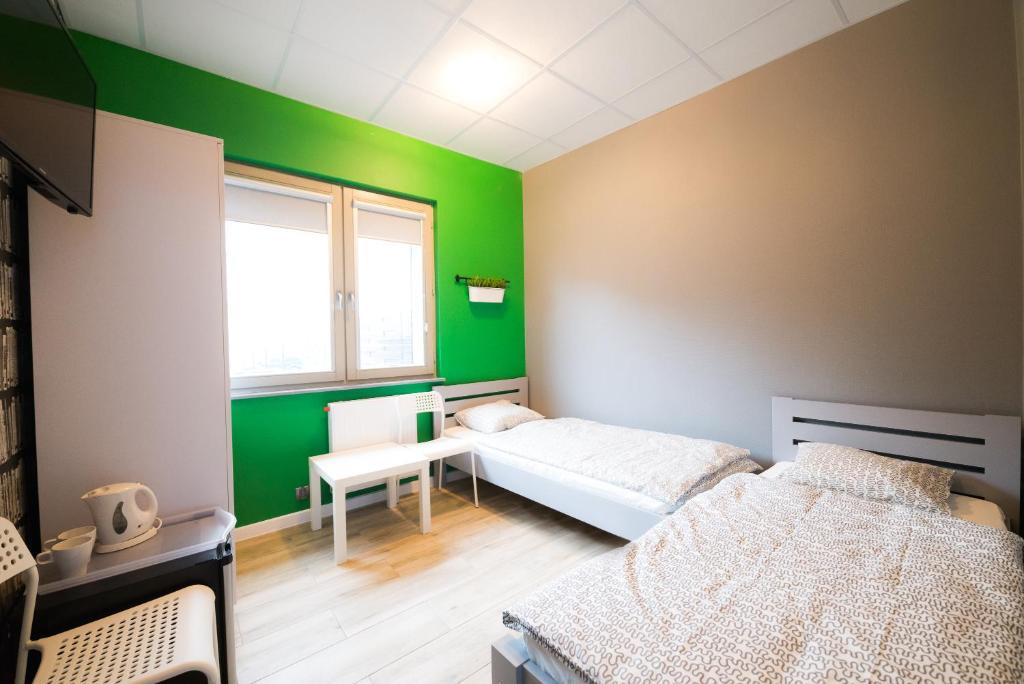 Двухместный (Двухместный номер с 1 кроватью и собственной ванной комнатой) хостела Hostel Filip 2, Гданьск
