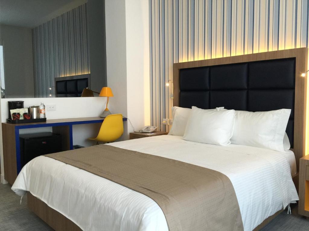 Семейный (Семейный номер), Tryp WTC Mexico