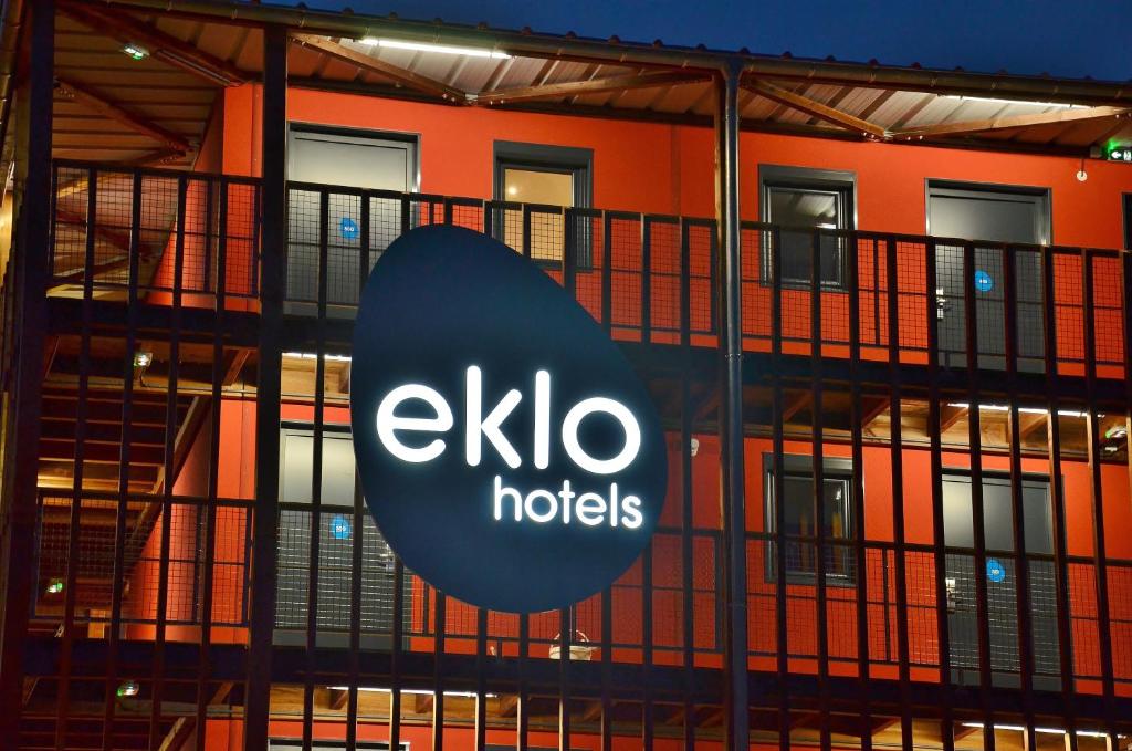 Отель Eklo Hotels Le Mans, Ле-Ман