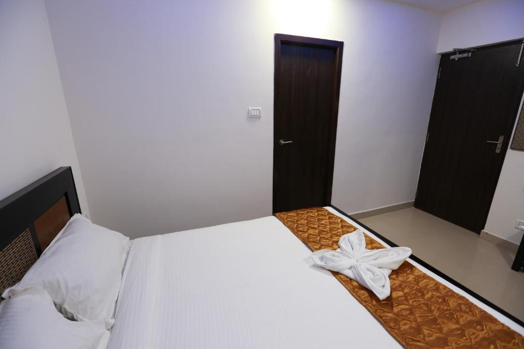 Двухместный (Стандартный двухместный номер с 1 кроватью) отеля Karuna Regent, Ченнаи