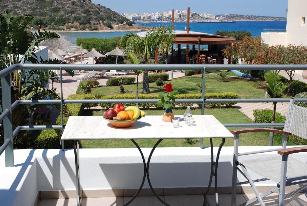 Семейный (Семейный номер с видом на море) гостевого дома Almiros Apartments, Айос-Николаос (Крит), Крит