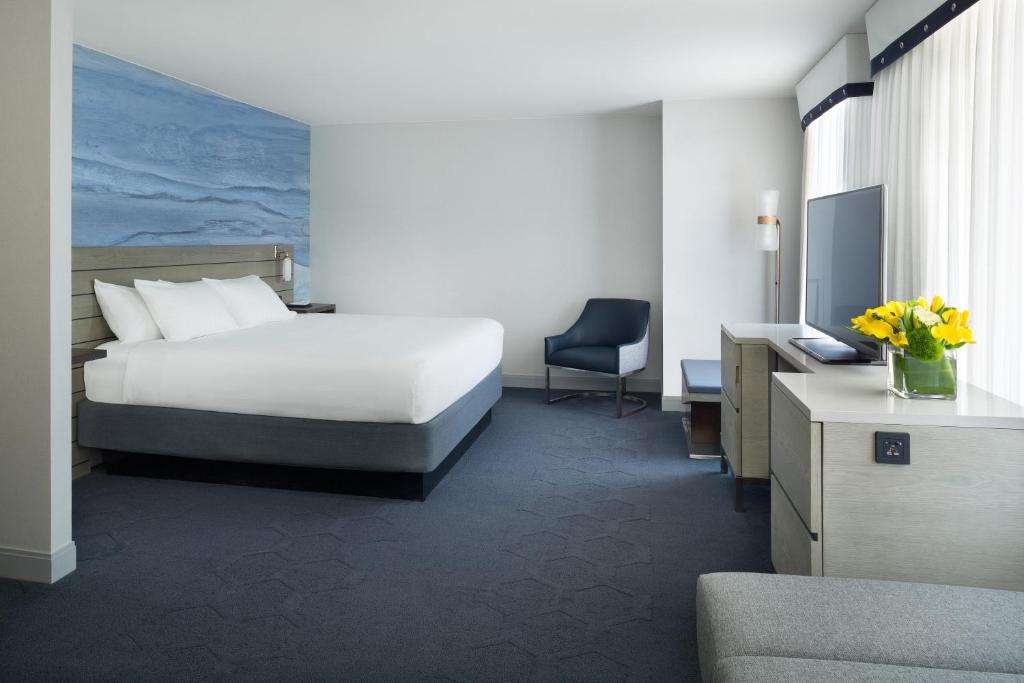 Двухместный (Очень большой номер с кроватью размера «king-size»), Hyatt Centric Fisherman's Wharf San Francisco