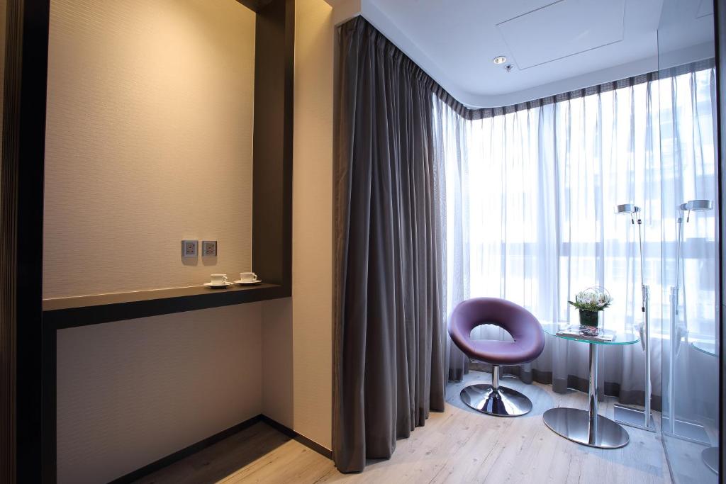 Двухместный (Perkin Honey Room with Lounge access and more) отеля The Perkin Hotel, Гонконг (город)