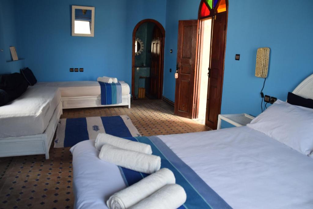 Сьюит (Люкс с 1 спальней и видом на море) отеля Riad Saltana, Эс-Сувейра
