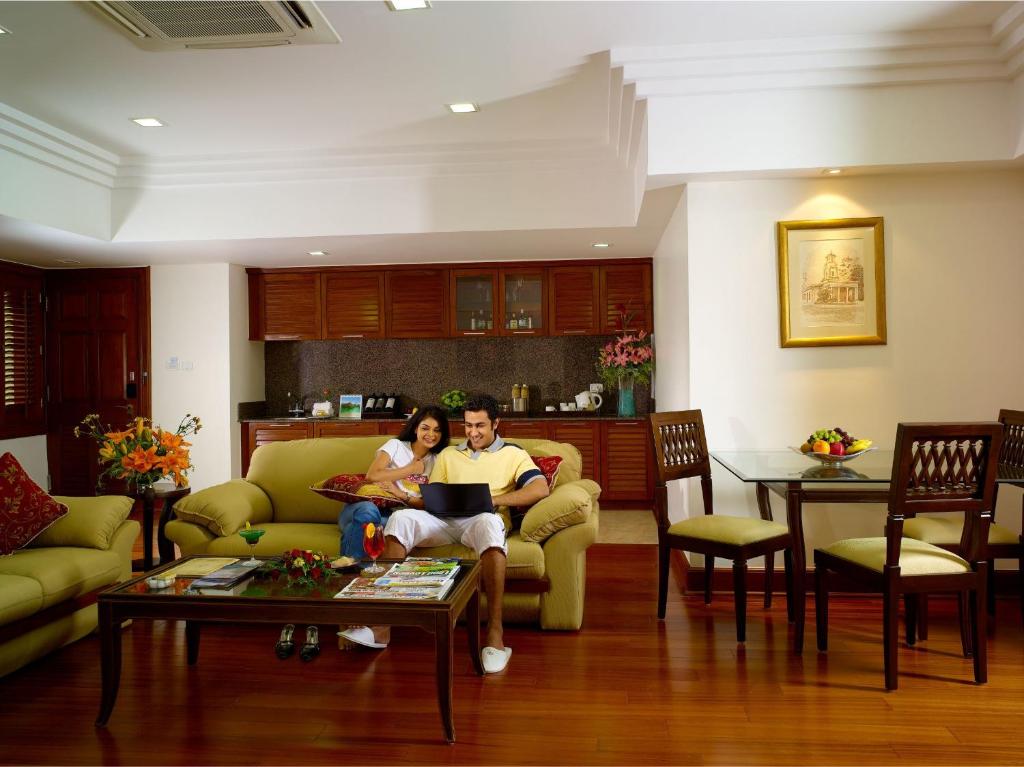 Сьюит (Club Suite with Kitchen), The Paul Bangalore