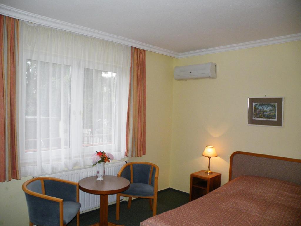 Апартаменты (Апартаменты (для 3 взрослых)), Apartment Pension Rideg Heviz