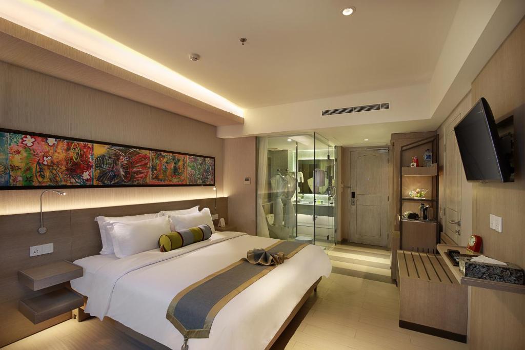Двухместный (Улучшенный номер с кроватью размера «king-size») отеля SenS Hotel and Spa, Убуд