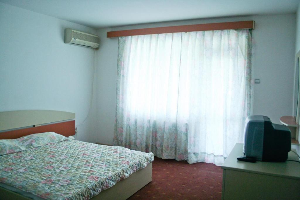 Двухместный (Стандартный двухместный номер с 1 кроватью или 2 отдельными кроватями) отеля Peter Hotel, Равда