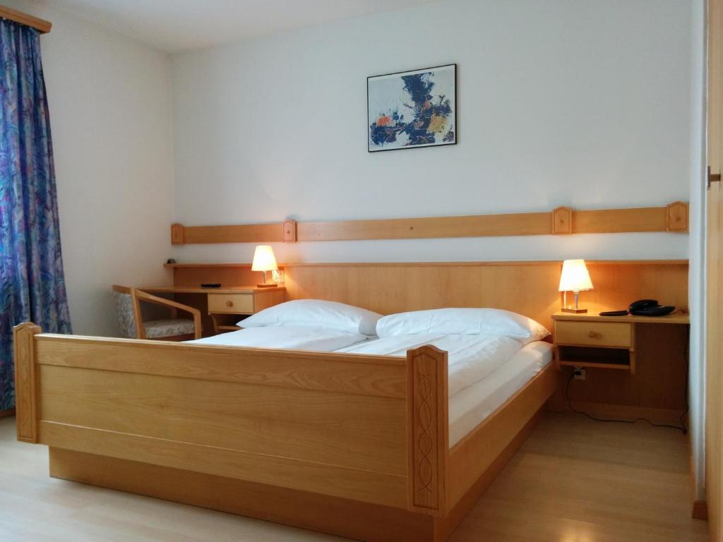 Двухместный (Двухместный номер с 1 кроватью или 2 отдельными кроватями) отеля Hotel Terminus, Самедан